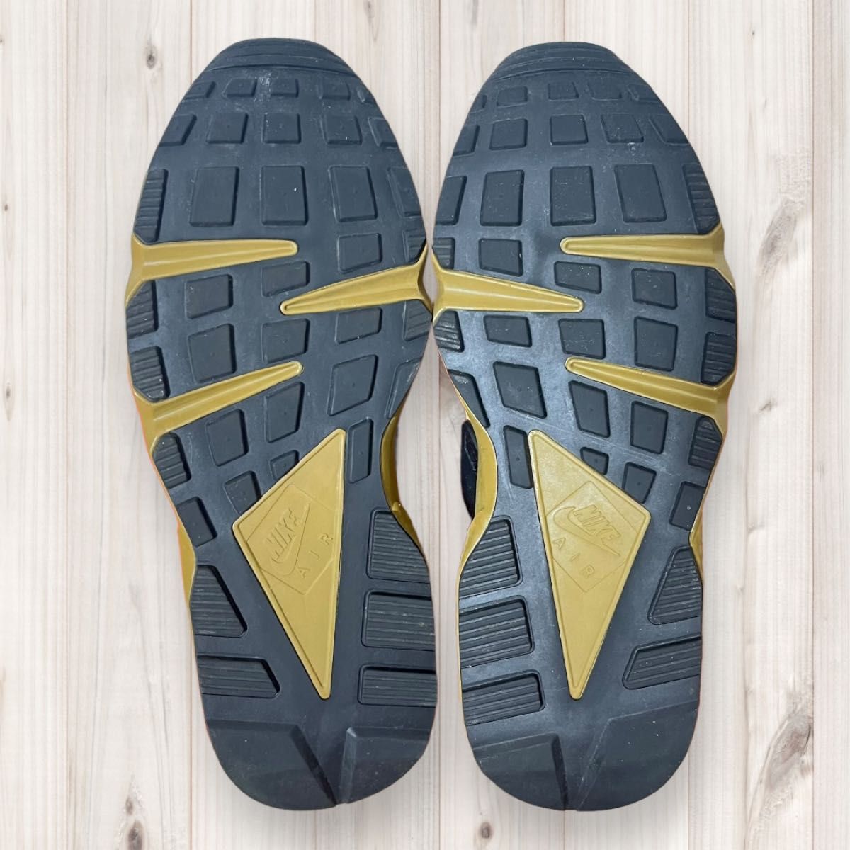 NIKE ナイキ AIR HUARACHE エアハラチ LE プラリネ 28cm|Yahoo NIKE ナイキ AIR HUARACHE エアハラチ LE プラリネ 28cm|Yahoo