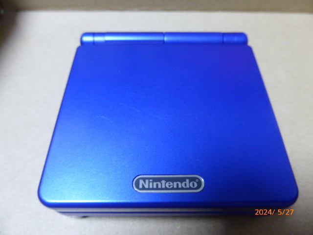 【送料無料】任天堂 Nintendo　ゲームボーイアドバンス　ＳＰ（ブルー）+ソフト２本付　動作確認済み！液晶画面きれいです