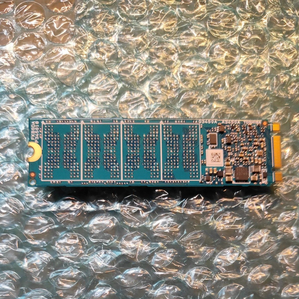 東芝製M,2 SSD 256GB  使用103時間　高耐久MLC