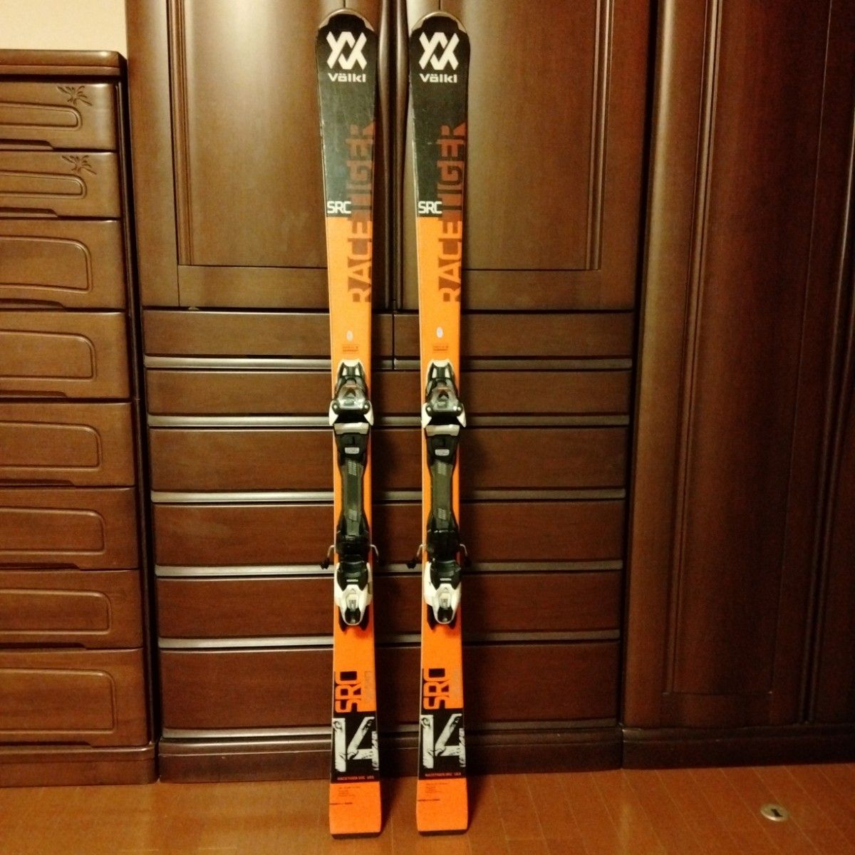 VOLKL(フォルクル) レースタイガーSRC 163cm|Yahoo!フリマ(旧 VOLKL(フォルクル) レースタイガーSRC 163cm|Yahoo!フリマ(旧