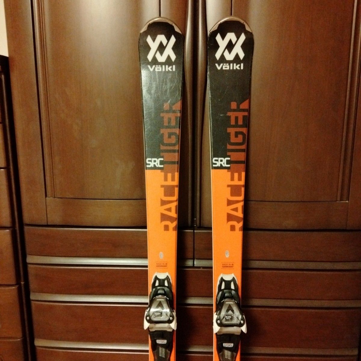 VOLKL(フォルクル) レースタイガーSRC 163cm|Yahoo!フリマ(旧 VOLKL(フォルクル) レースタイガーSRC 163cm|Yahoo!フリマ(旧