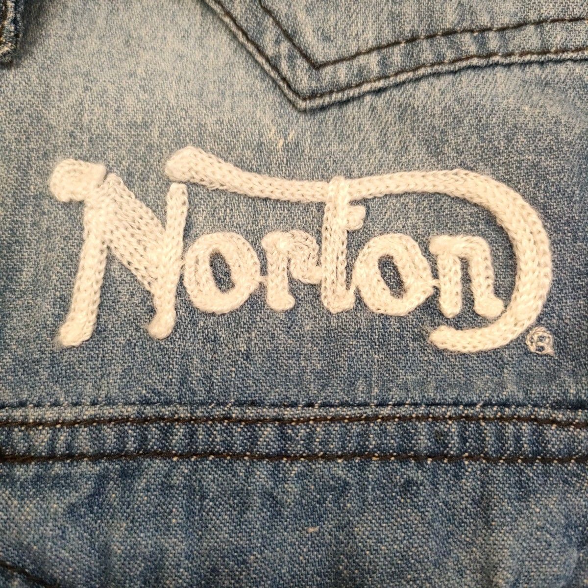 最終値下げ！Norton デニムシャツ　M　刺繍