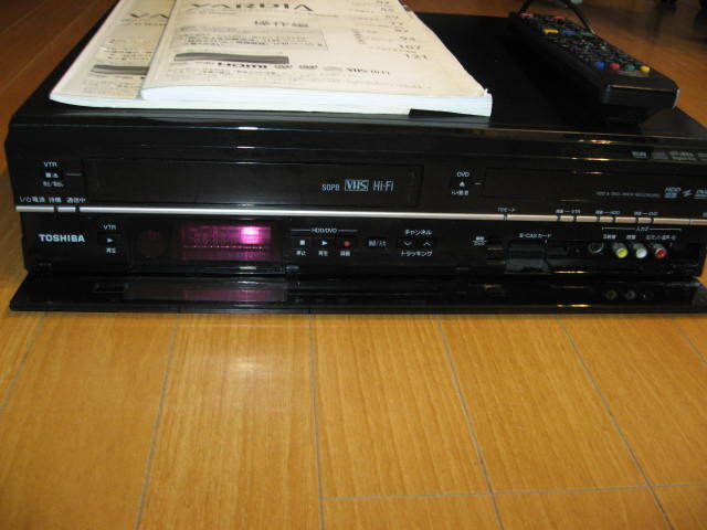 USED*VHS/DVD/HD встроенный Hi-Vision магнитофон *D-W250K* Toshiba * редкий товар * редкий товар 