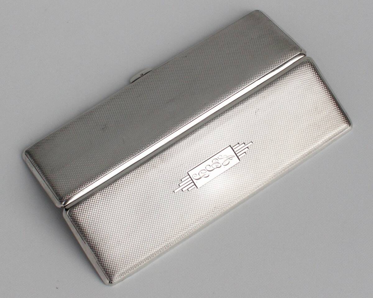 英国アンティーク 1933年製 純銀製 シガレットケース 珍しい縦長型 16.8cm スターリングシルバー ホールマーク刻印_画像3