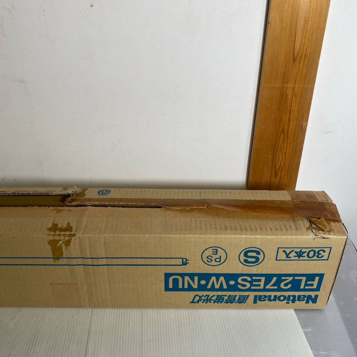 Yahoo!オークション - 未使用品 National FL27ES W NU 直管蛍光 Yahoo!オークション - 未使用品 National FL27ES W NU 直管蛍光
