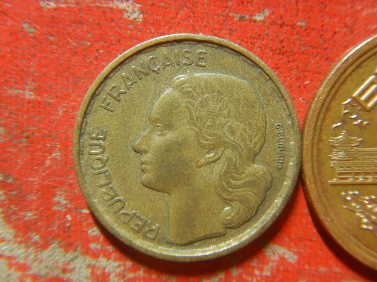 外国・フランス／１０フラン・アルミニウム青銅貨（1955年） 24050102の画像2