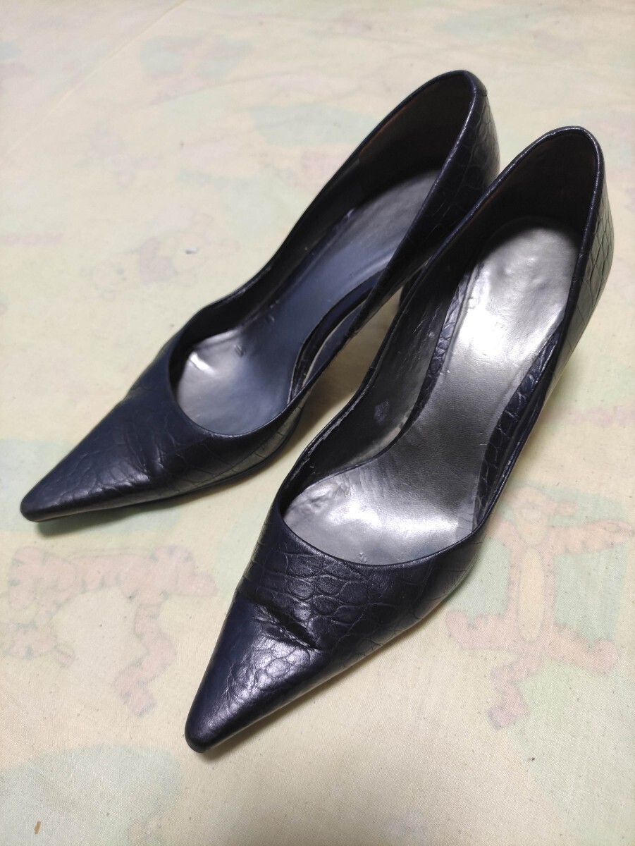 中古　ブラックパンプス　ポインテッドトゥ　NINE WEST_画像1