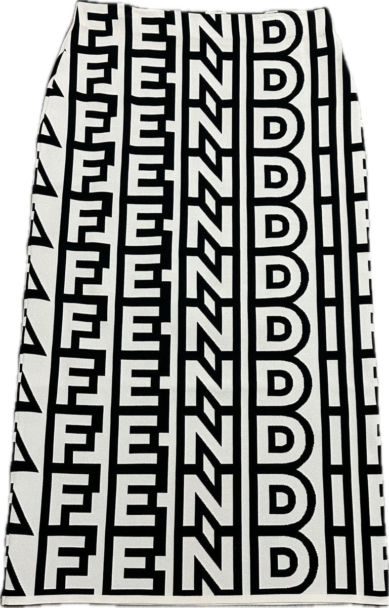 新品未使用 FENDI(フェンディ)タグ付MARC JACOBSコラボ 新品未使用 FENDI(フェンディ)タグ付MARC JACOBSコラボ