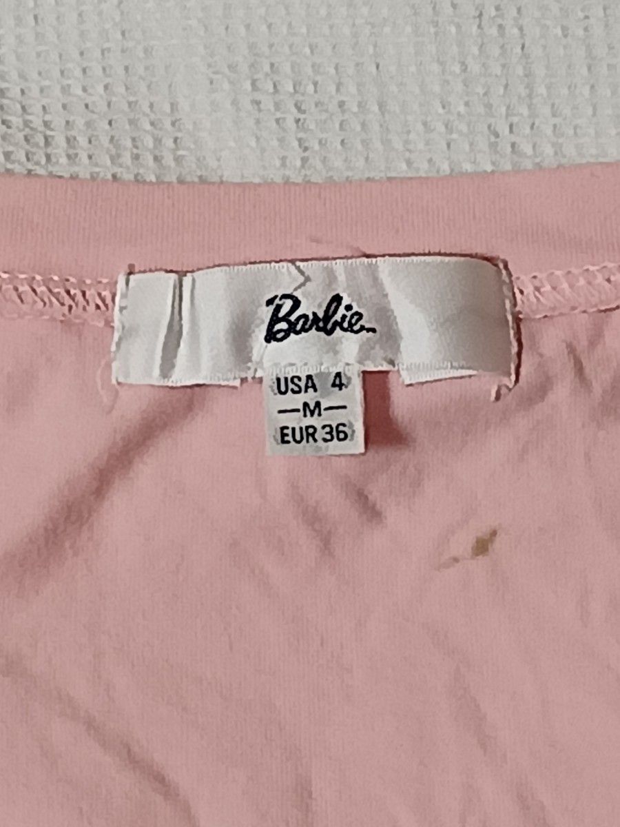 「Barbie」バービー　半袖 Tシャツ　Mサイズす