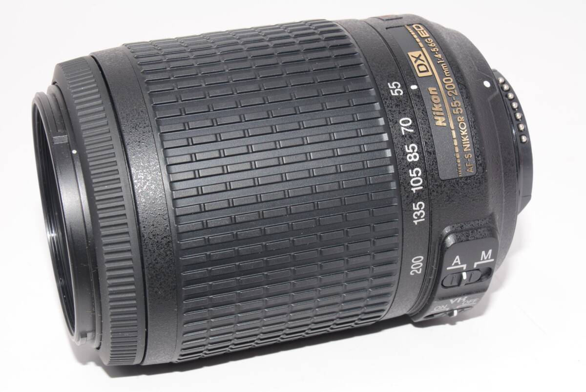 【外観特上級】Nikon AF-S DX VR Zoom Nikkor 55-200mm f/4-5.6G IF-ED_画像1