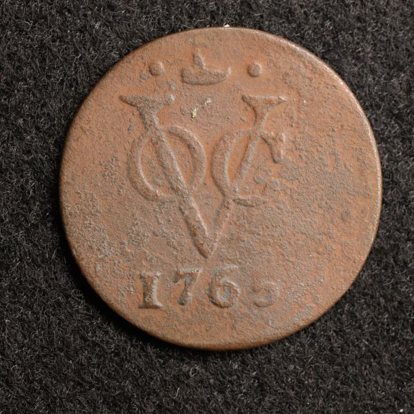 KM#131/オランダ領東インド VOC DUIT銅貨（1765）レアな西フリースラント・ミント！[E1139]コイン,蘭印,インドネシア_画像1