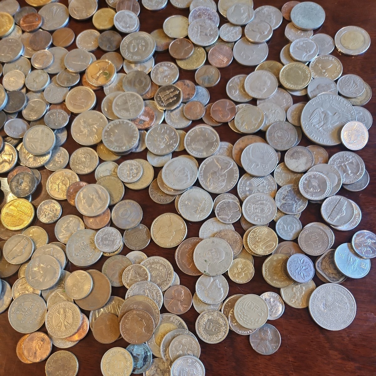 外国銭 硬貨 外貨 古銭 コイン 企業城下町での整理品 大量 まとめて 重量1971g_画像3