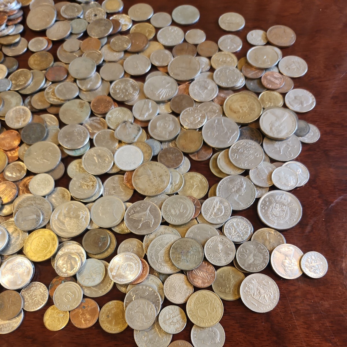 外国銭 硬貨 外貨 古銭 コイン 企業城下町での整理品 大量 まとめて 重量1968g_画像3