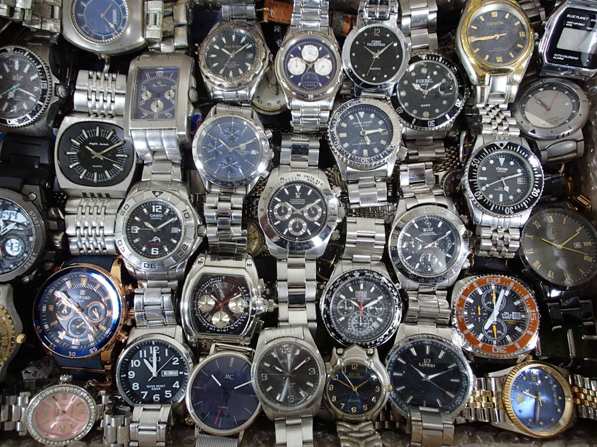 腕時計 大量 250点 14kg セット まとめ ジャンク SEIKO/CITIZEN/CASIO/DIESEL/MARC JACOBS/TECHNOS/Salvatore Marra 他 インボイス可 0513_画像9