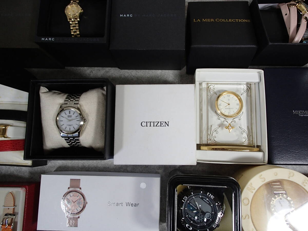 箱入り腕時計 大量 28点 5.7kg セット まとめ SEIKO/CITIZEN/ORIENT/DIESEL/MARC JCOBS/NIXON/VERSACE/pierre cardin/KATHARINE HAMNETT 他_画像8