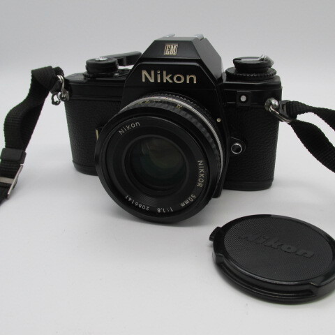 ☆Nikon☆ニコン EMブラック　 レンズ　NIKKOR 50mm 1：1.8　シャッター作動品　メンテナンス前提の現状品で_画像1