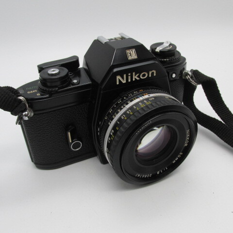 ☆Nikon☆ニコン EMブラック　 レンズ　NIKKOR 50mm 1：1.8　シャッター作動品　メンテナンス前提の現状品で_画像2