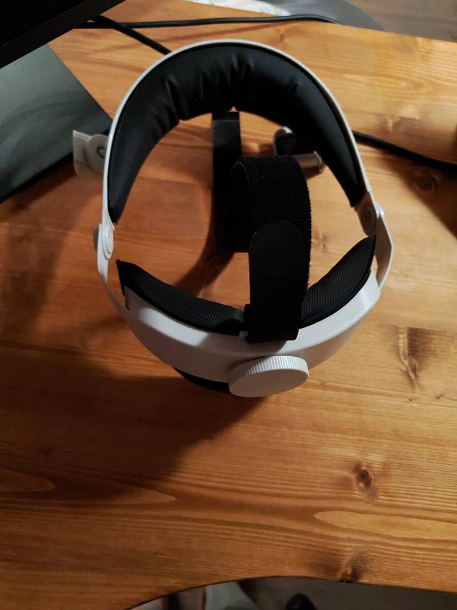 VR head strap . comfortable . installation feeling . realization 