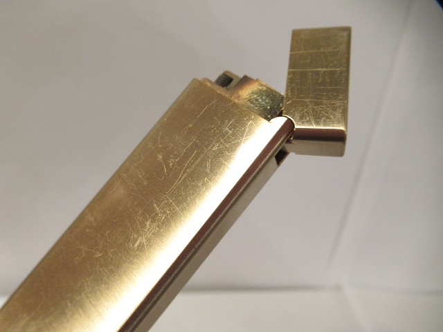 =GIVENCHY 9000 gas lighter roller type Givenchy Gold smoking .ξ