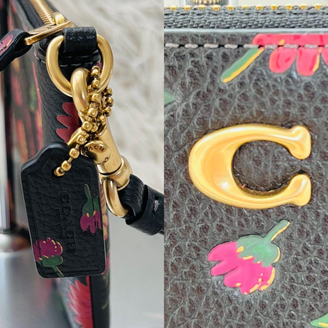 【未使用級】COACH コーチ スモール リストレット・フローラル プリント ポーチ 花柄 クラッチバッグ レザー エンボスロゴ 小物入れ 花柄_画像8