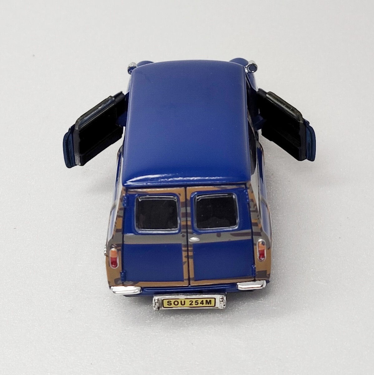 1/43 ミニ モーリス ミニ・クーパー トラベラーバン　ブルー Mini Morris Traveller van クラシック Classic ミニカー 1円〜 051809_画像4