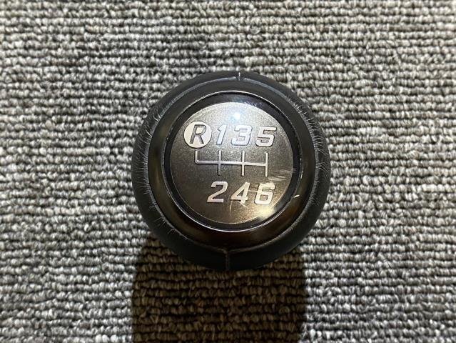 BRZ 3BA-ZD8 純正 シフトノブ 6MT (GR86/ZN8/6速/マニュアル/内装の画像5