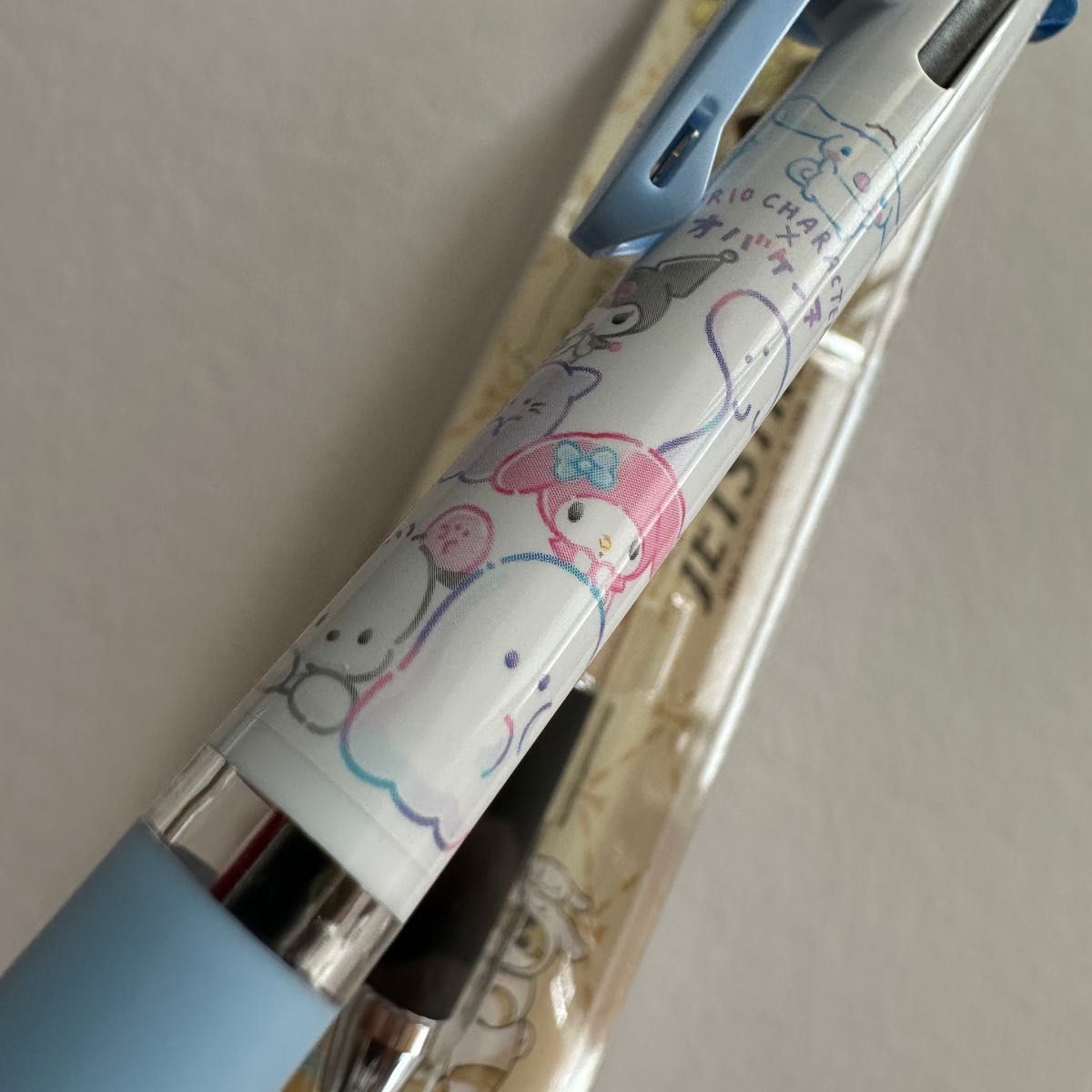 Sanrioキャラクター×モフサンドジェットストリーム4&1とオバケーヌジェットストリーム3色ボールペン