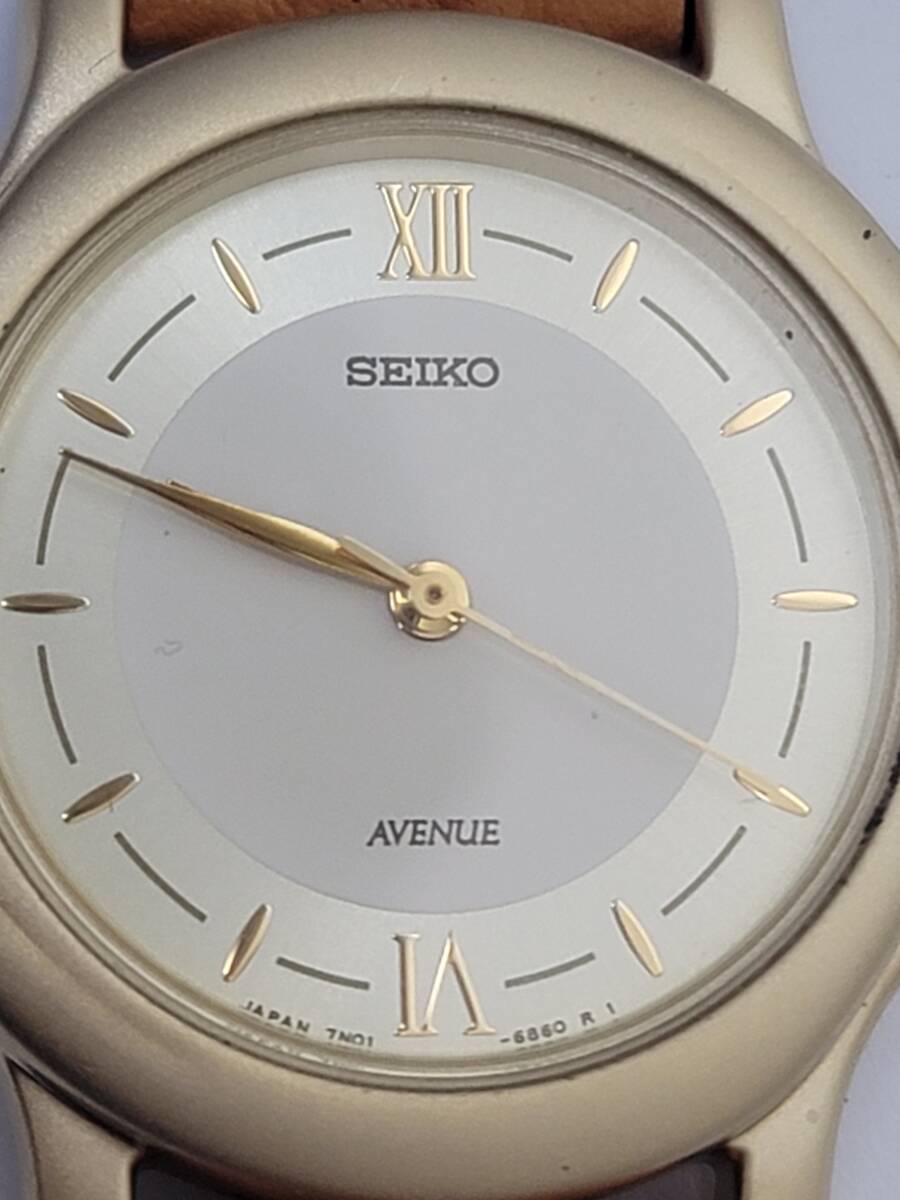 【E/F443889】SEIKO 7N01-6650 レディース時計 _画像1