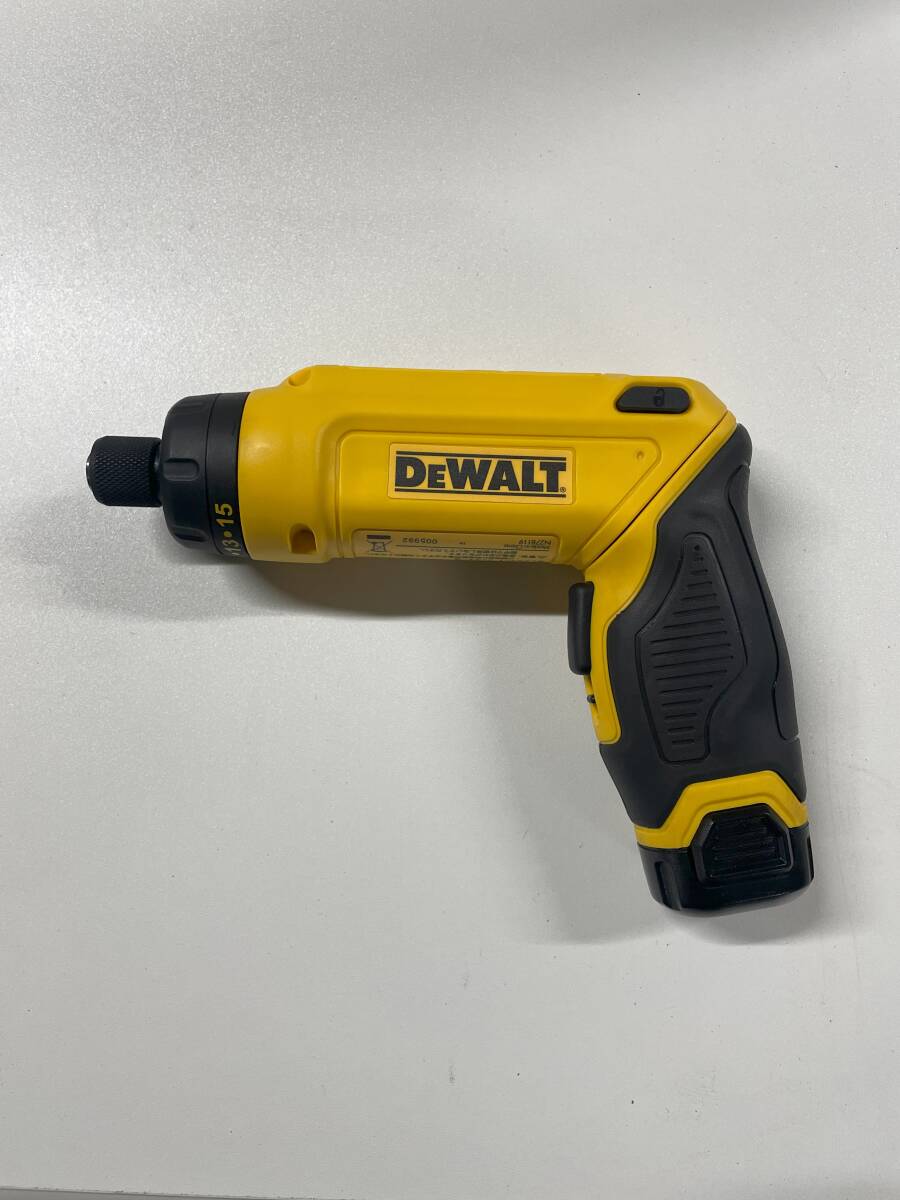 DEWALT 7．2V GYRO スクリュードライバー 充電式 電動 DCF680G2の画像2