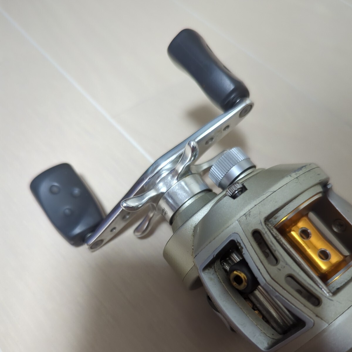 アブガルシア アンバサダー Revo STX 右巻 Abu Garcia ambassadeur_画像5