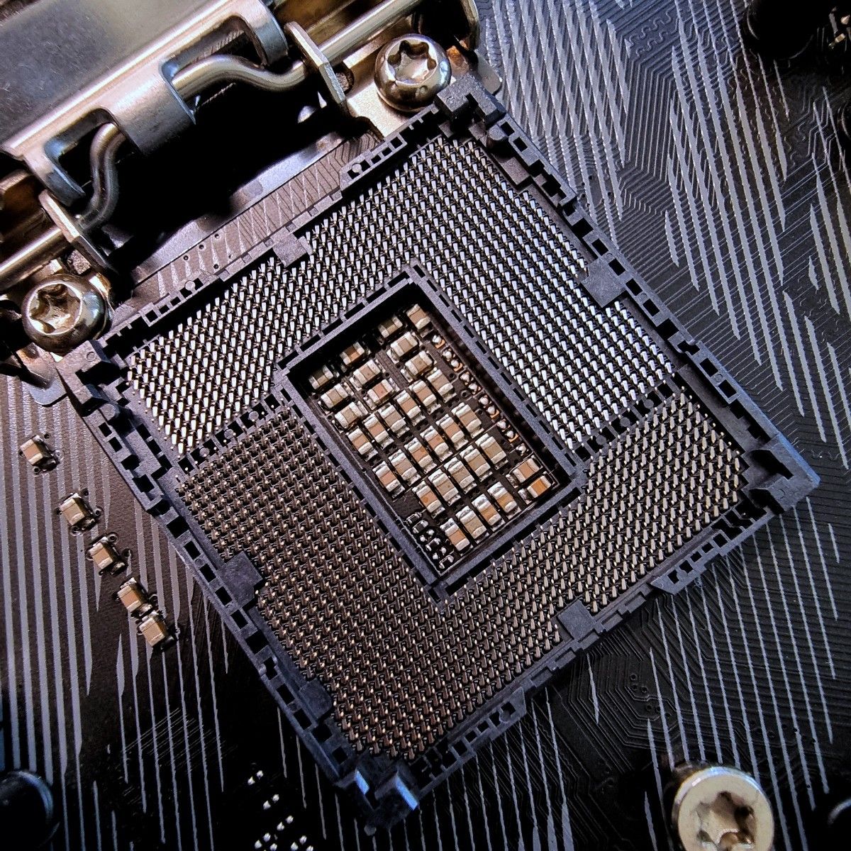 ASUS Intel Z370搭載 マザーボード LGA1151対応 ROG STRIX Z370-G GAMING 【mATX】