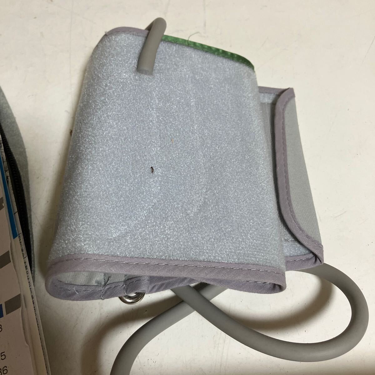 【中古】オムロン デジタル自動血圧計 HEM-759P ファジィ プリンタ付き まとめて OMRON 血圧計 健康用品 通電のみ確認済の画像7
