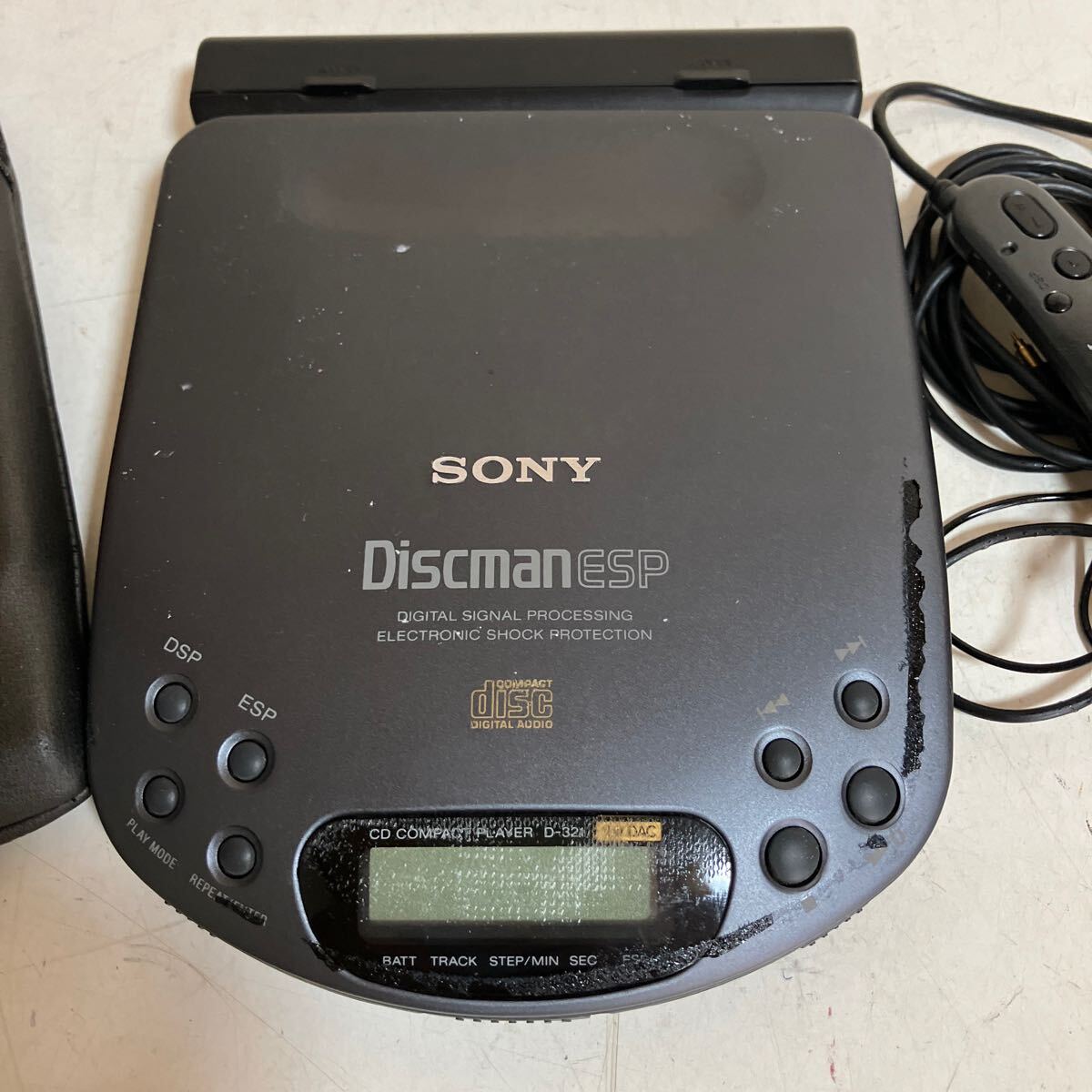 SONY Sony Discman портативный CD плеер D-321 диск man корпус б/у покрытие слуховай аппарат есть retro электризация только проверка settled совместно 