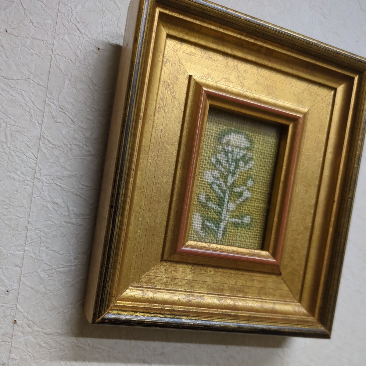 額縁　染め　菜の花　木製　布に染め　壁掛 インテリア 壁飾り オブジェ_画像3