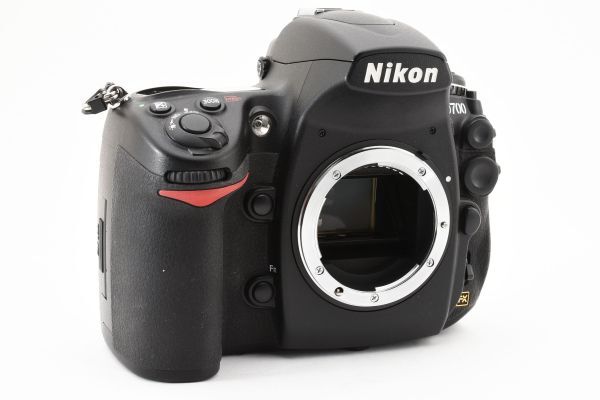 ★極上美品/シャッター数9990回★ Nikon ニコン D700 ボディ バッテリー２個 元箱付_画像7