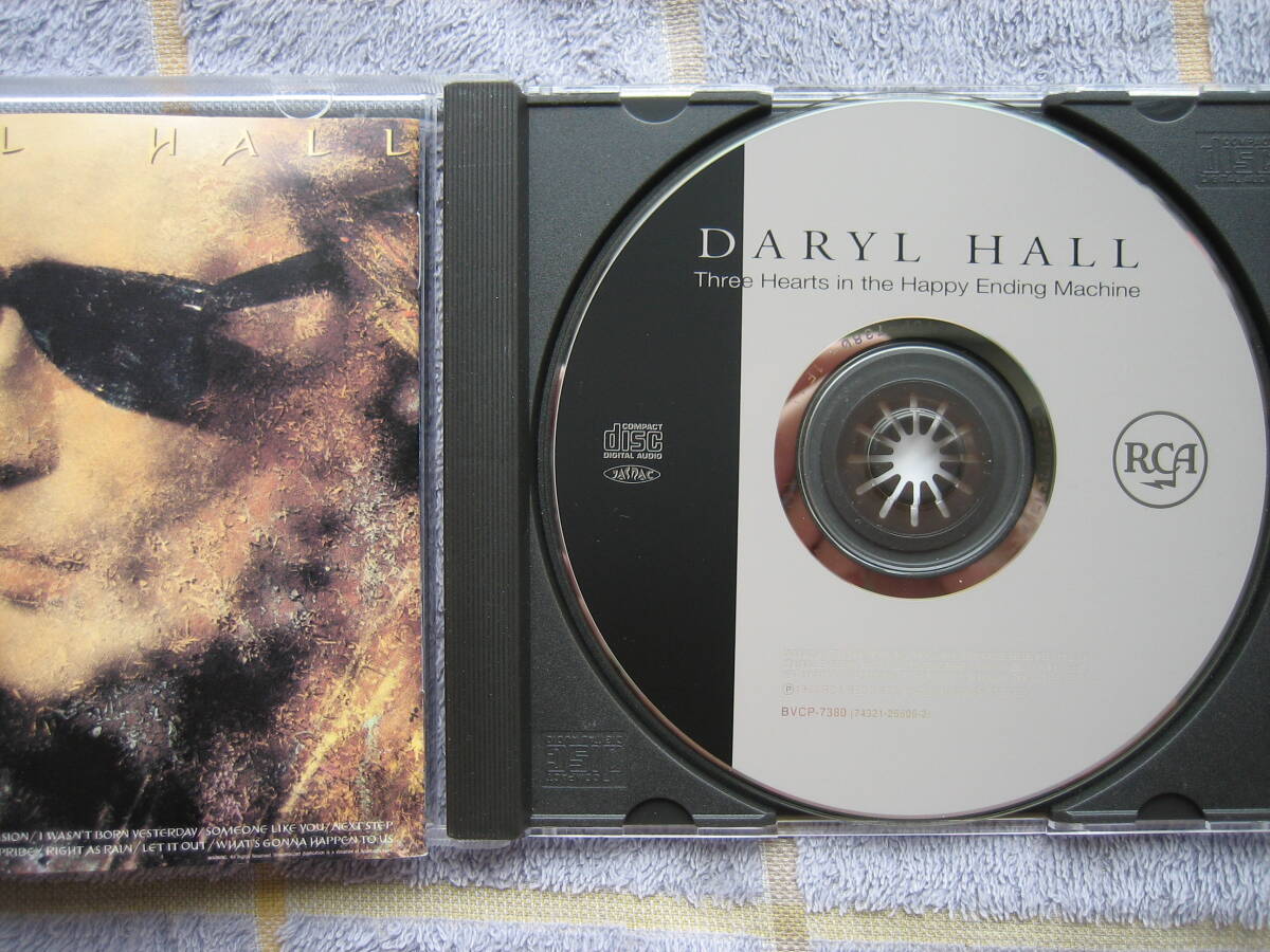 CD　ダリルホール　ドリームタイム　国内盤・中古品　Three Hearts in the Happy Ending Machine　Daryl Hall_画像2