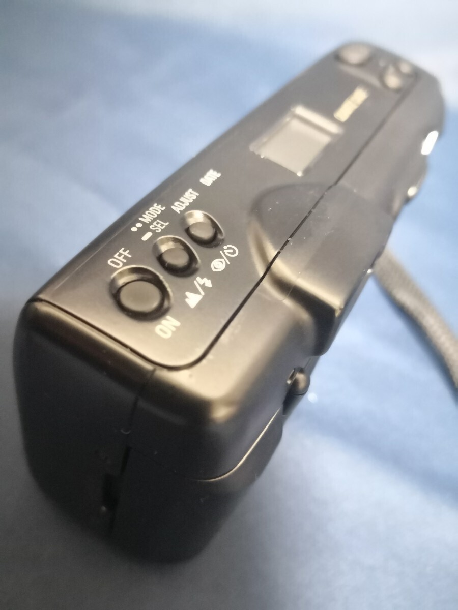 送料無料 美品 ケース付 NIKON ZOOM 300 AF 35mm フルオートコンパクトフィルムカメラ マクロ パノラマ ※2024/5/12新品電池交換済み