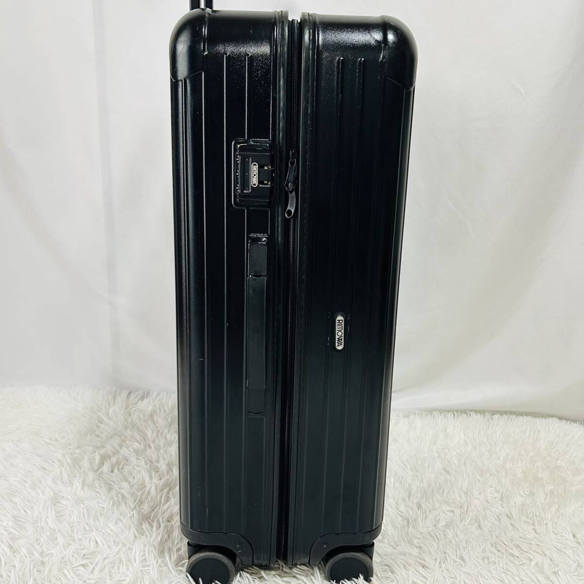 リモワ RIMOWA サルサ 82L 4輪　マットブラック SALSA スーツケース キャリーケース 大容量　871.70 マルチホイール 廃盤 _画像3