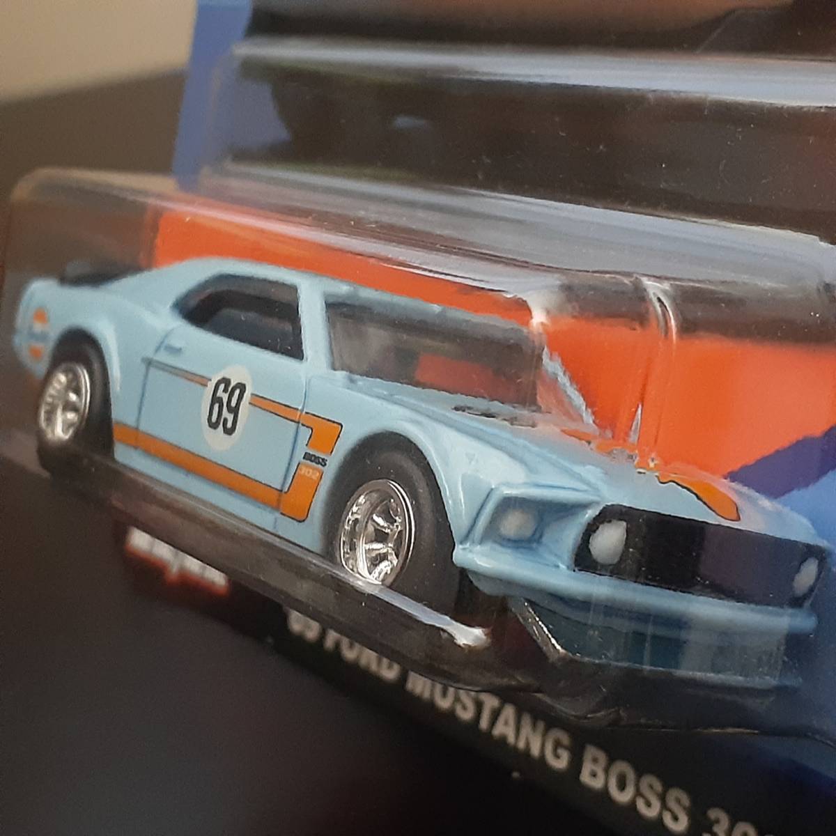 ホットウィール　‘69 FORD MUSTANG BOSS 302 Gulf　フォード ム スタング ボス ガルフ ロールバー 入り CAR CULTURE HOT WHeeLs _画像2