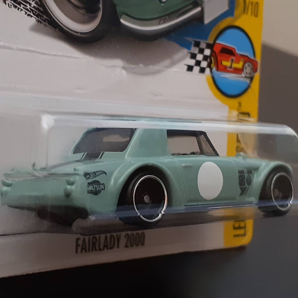 HOT WHeeLs DATSUN FAIRLADY 2000 緑 ダットサン フェアレディ ミニカー ドリフト 仕様 走り屋 CUSTOM 旧車 YOKOHAMA ホットウィール_画像6