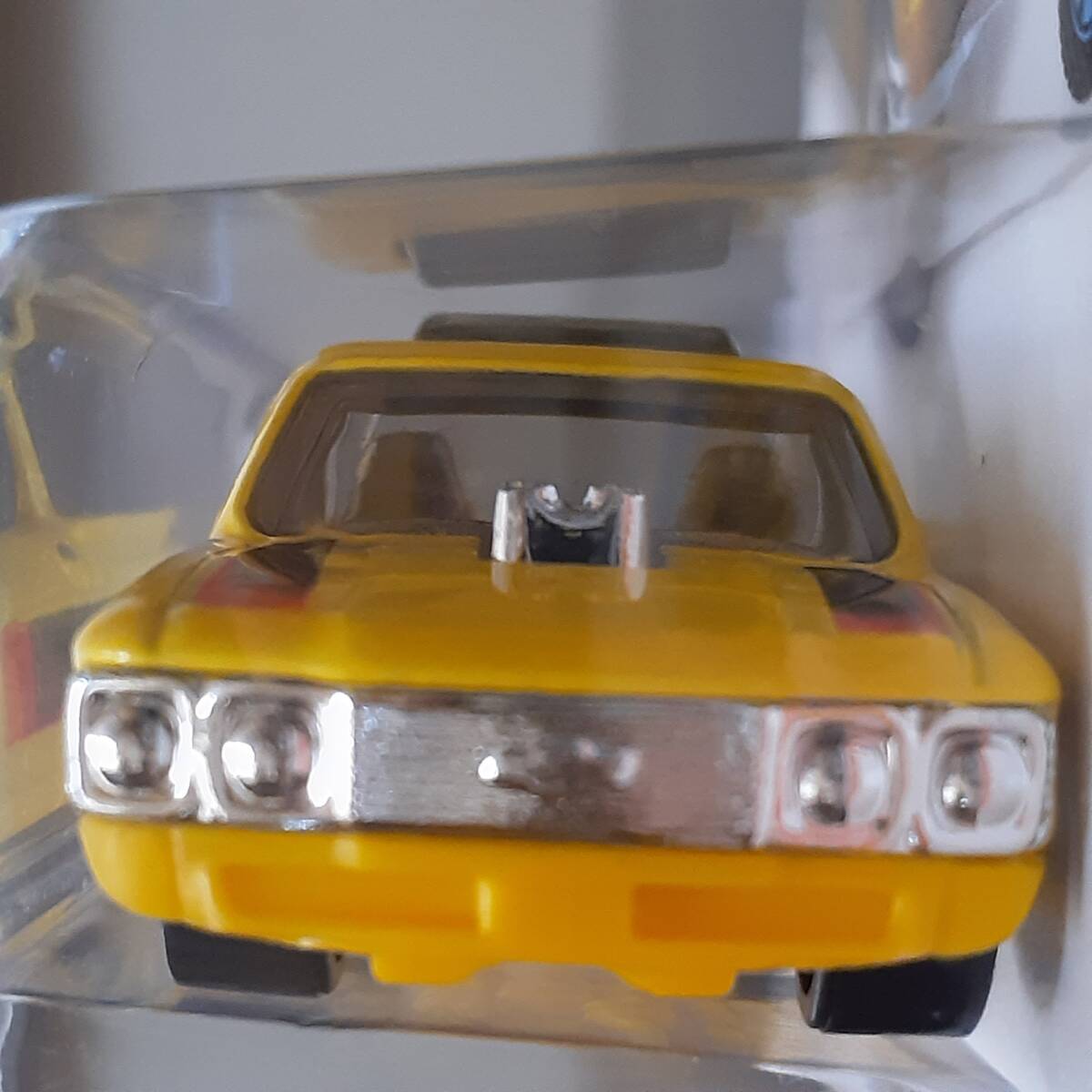 HOT WHeeLs CUSTOM CHEVY 1972 LUV 黄 シェビー ラブ ミニカー ピックアップ PICKUP HOT ROD ローダウン LOWDOWN ホットウィール_画像7