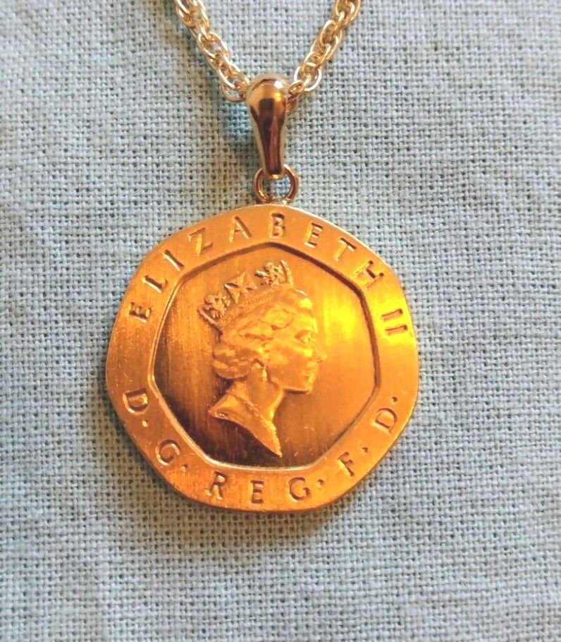 純金メッキのエリザベス女王コイン付きのネックレス1985年