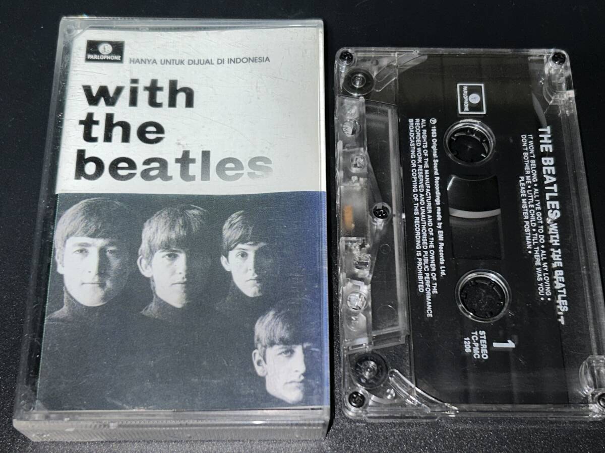 The Beatles / With The Beatles 輸入カセットテープの画像1