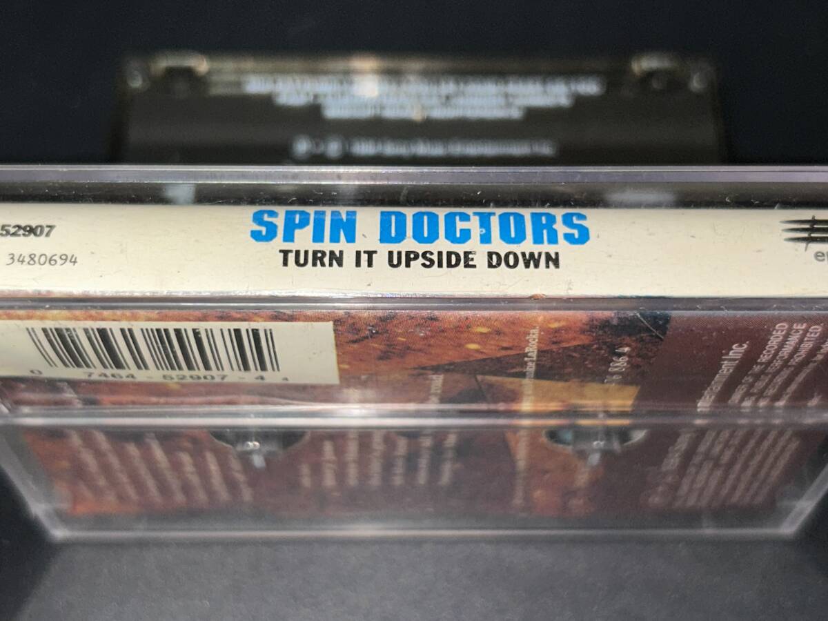 Spin Doctors / Turn It Upside Down 輸入カセットテープの画像3
