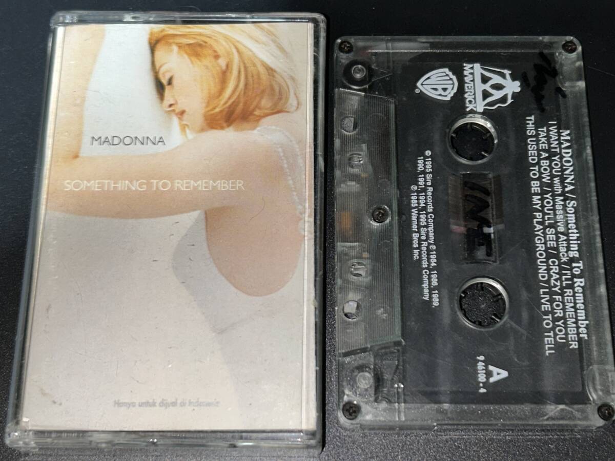 Madonna / Something To Remember 輸入カセットテープ_画像1