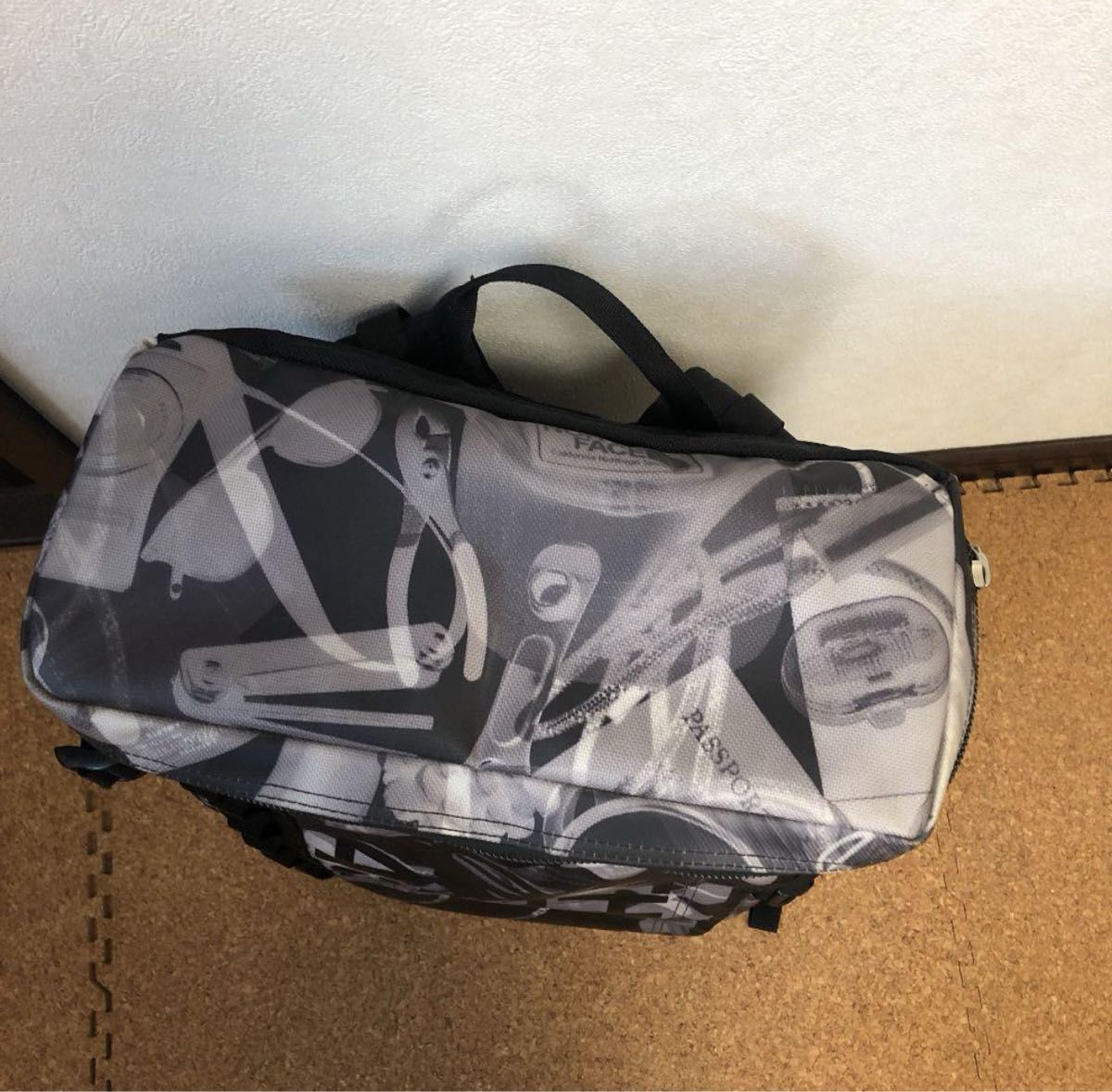 廃盤カラー】THE NORTH FACE ヒューズボックスXR(エックスレイ 廃盤カラー】THE NORTH FACE ヒューズボックスXR(エックスレイ