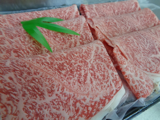 近江牛A５牝 超特肩肉（焼きすき＆しゃぶ） ２ｋｇ （78）の画像8