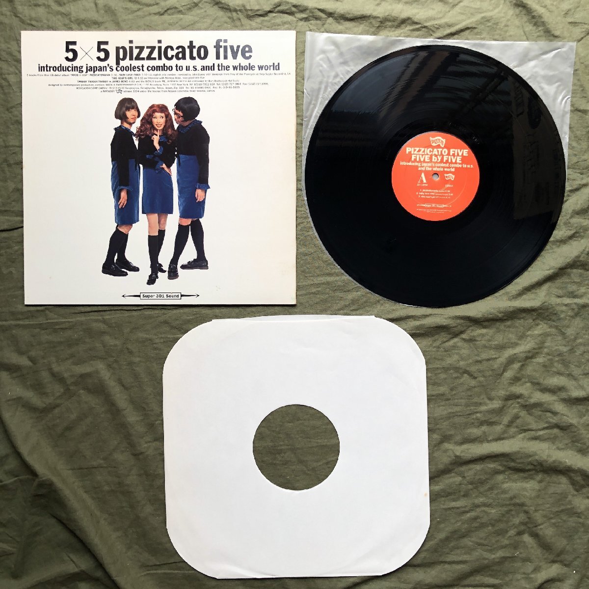 傷なし美盤 良ジャケ MASTERDISK刻印 レア盤 1994年 米国盤 ピチカート・ファイヴ Pizzicato Five 12''EPレコード Five By Five 野宮真貴_画像5