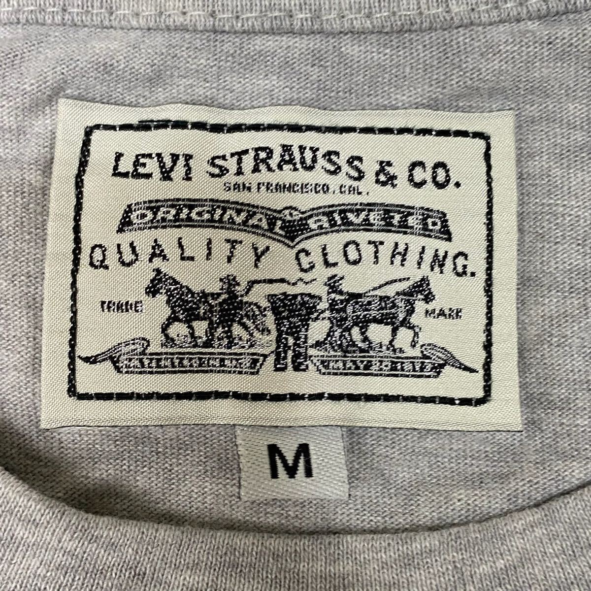 Levi's リーバイス 長袖Tシャツ ロンTカットソー グレー トップス 胸ロゴ コットン100% 綿100%メンズ Mサイズ 国内正規品の画像4