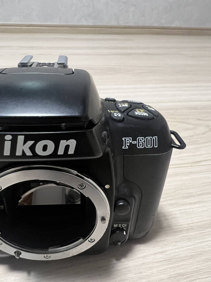 Nikon ニコン F-601 AF 一眼フィルムカメラ ボディ ジャンク品 13_画像4